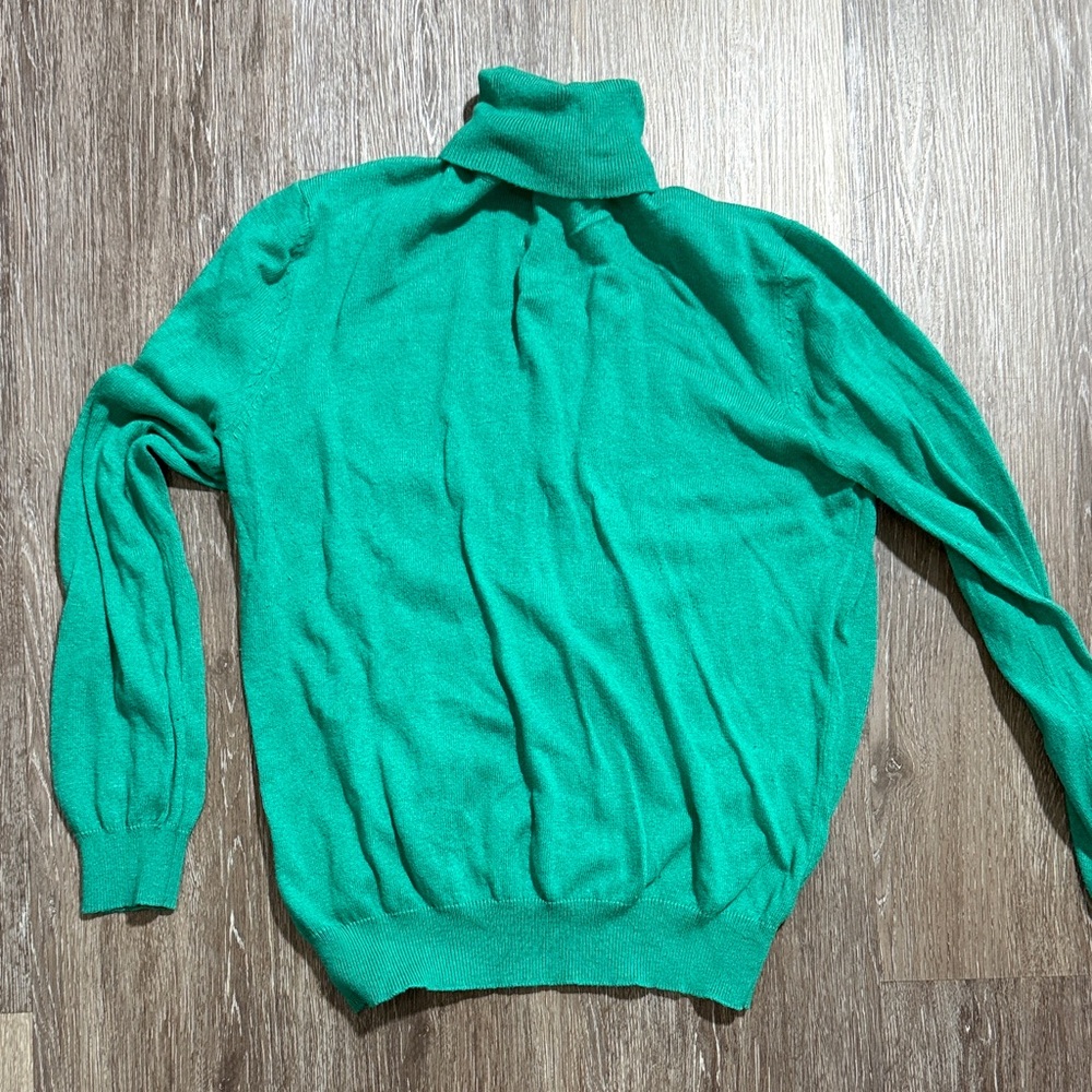 Twiggy London Green Turtleneck Sweater M